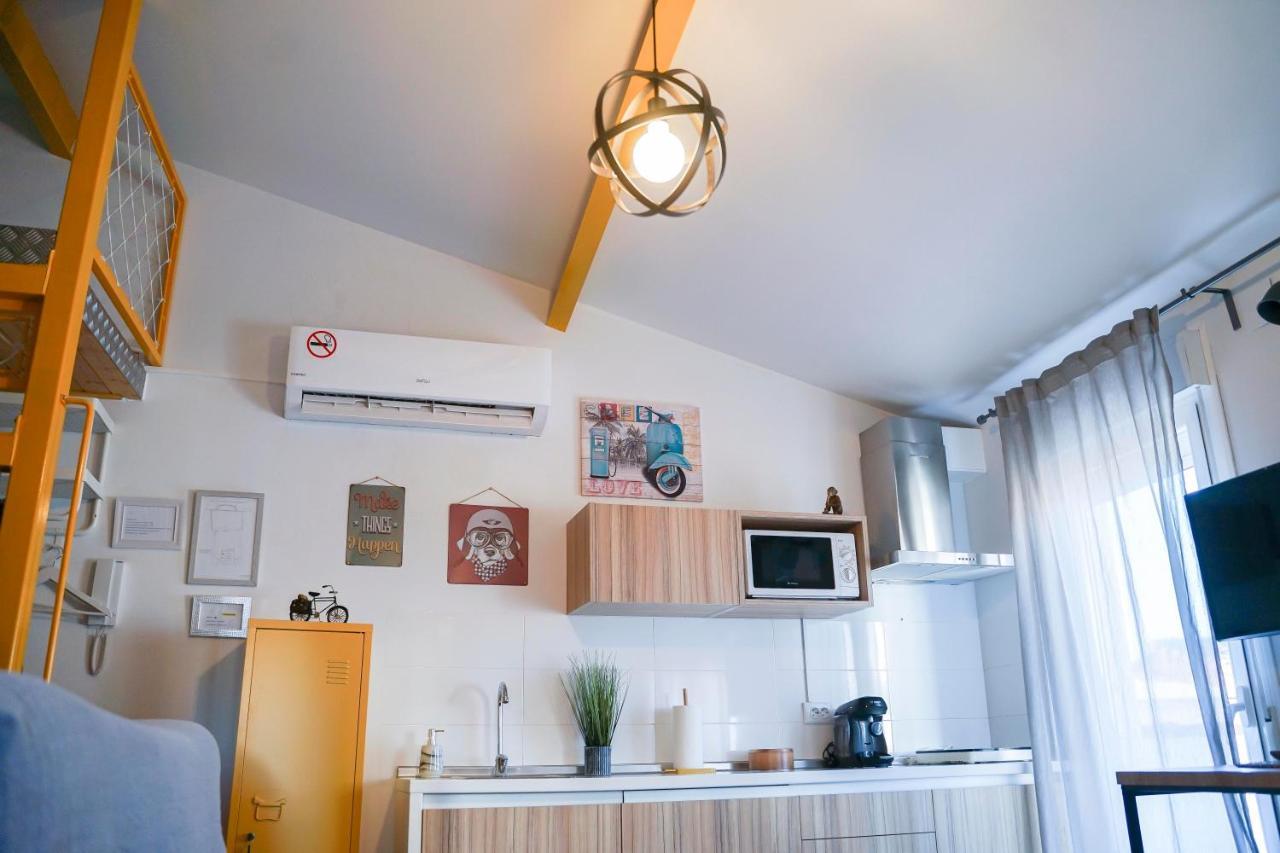 Apartamentos Suites Cariatide Plasencia Exteriör bild