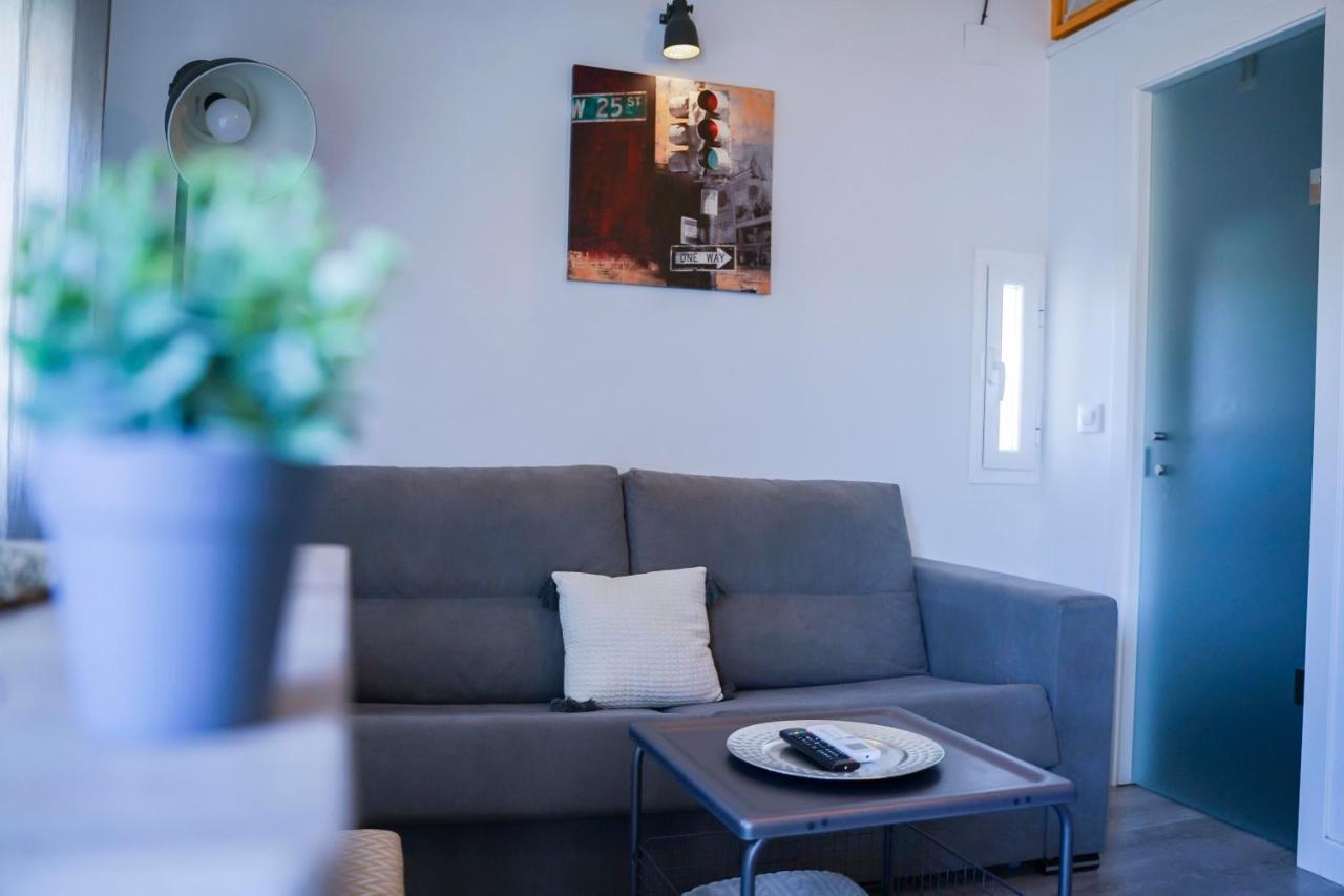 Apartamentos Suites Cariatide Plasencia Exteriör bild