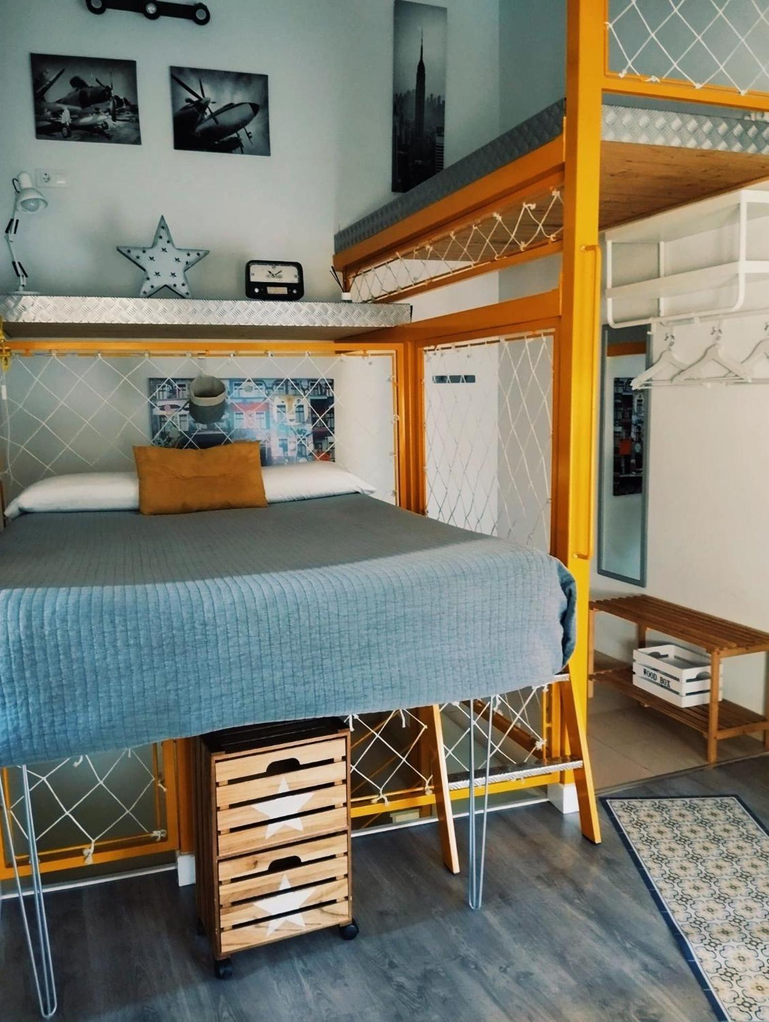 Apartamentos Suites Cariatide Plasencia Exteriör bild