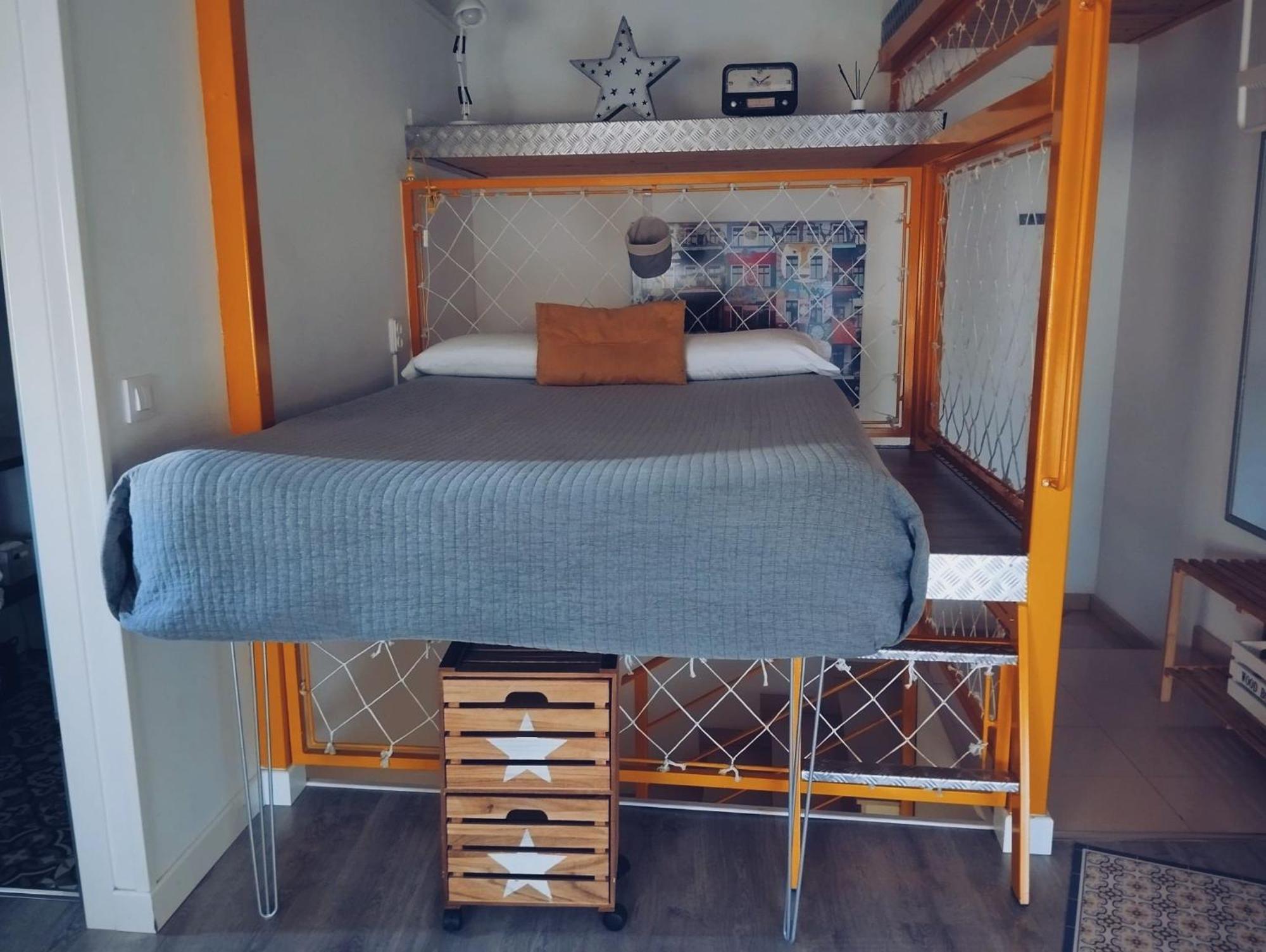 Apartamentos Suites Cariatide Plasencia Exteriör bild